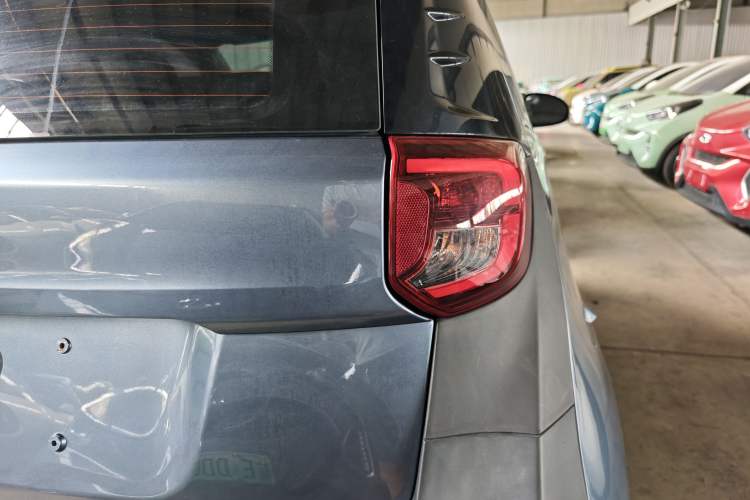 Used Chery QQ Little Ant 2022 Sweet Pink Edition Full-Sugar Version Lithium Iron Phosphate 30 kW 301 km Right Rear Taillight