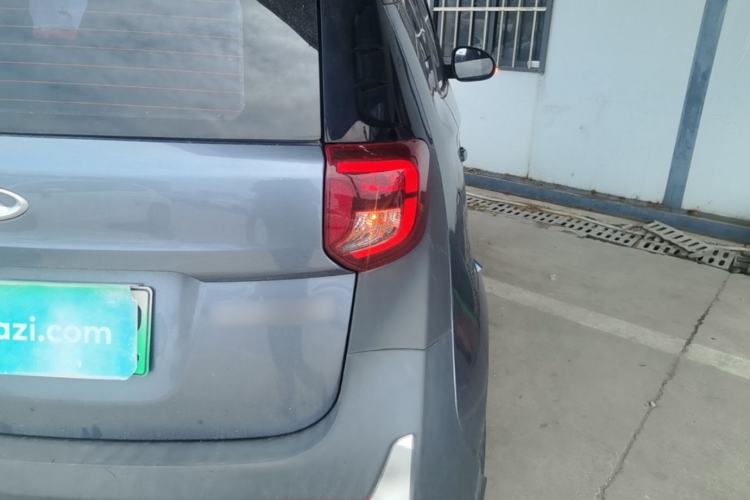 Used Chery QQ Little Ant 2022 Revised Version Sweet Pink Edition Half-Sugar Version Lithium Iron Phosphate 30.7 kWh 30 kW 301 km Right Rear Taillight