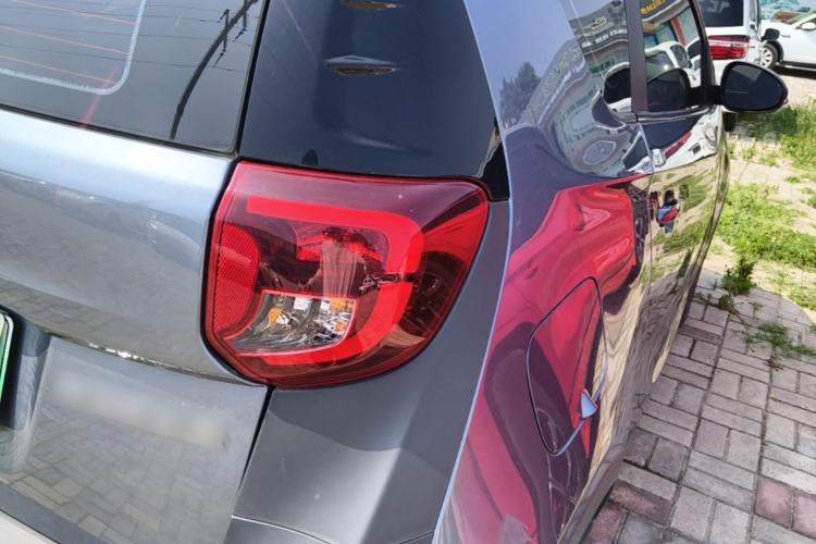 Used Chery QQ Little Ant 2022 Sweet Pink Edition Half-Sugar Version Lithium Iron Phosphate 30 kW 301 km Right Rear Taillight