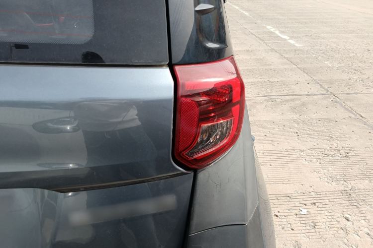 Used Chery QQ Little Ant 2022 Sweet Pink Edition Half-Sugar Version Lithium Iron Phosphate 30 kW 301 km Right Rear Taillight