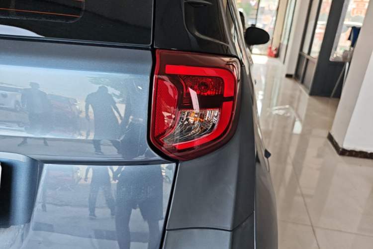 Used Chery QQ Little Ant 2022 Sweet Pink Edition Half-Sugar Version 3-Cell Lithium 30kW 301km Right Rear Taillight