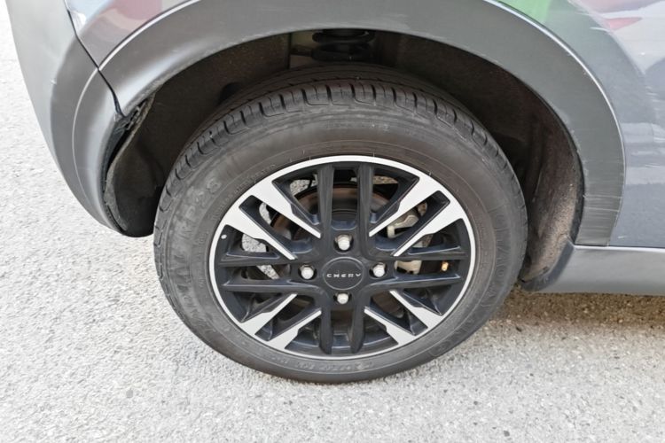 Used Chery QQ Little Ant 2022 Revised Version Sweet Pink Edition Half-Sugar Version Lithium Iron Phosphate 30.7 kWh 30 kW 301 km Right Rear Wheel Hub