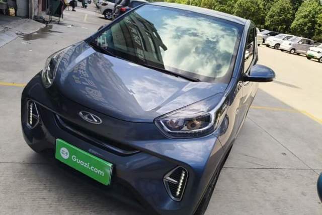 Used Chery QQ Little Ant 2022 Revised Version Sweet Pink Edition Half-Sugar Version Lithium Iron Phosphate 30.7 kWh 30 kW 301 km
