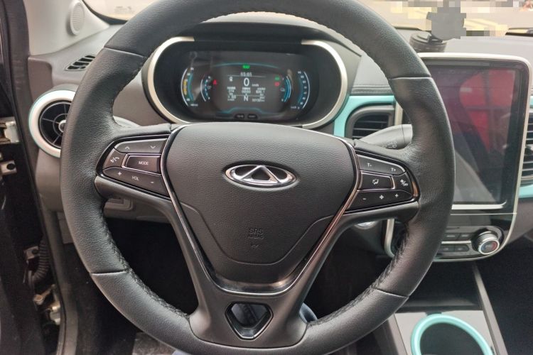 Used Chery QQ Little Ant 2022 Sweet Pink Edition Half-Sugar Version Lithium Iron Phosphate 30 kW 301 km Steering Wheel