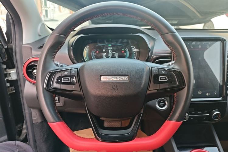 Used Chery QQ Little Ant 2022 Revised Version Sweet Pink Edition Half-Sugar Version Lithium Iron Phosphate 30.7 kWh 30 kW 301 km Steering Wheel
