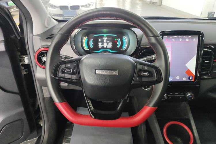 Used Chery QQ Little Ant 2022 Sweet Pink Edition Half-Sugar Version 3-Cell Lithium 30kW 301km Steering Wheel