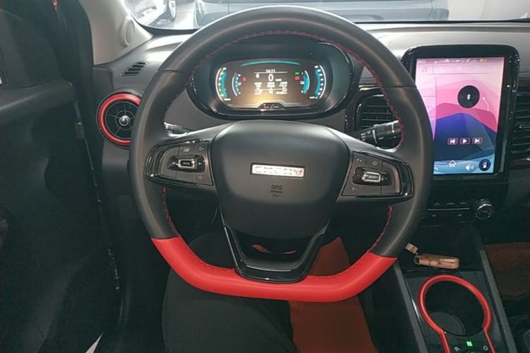 Used Chery QQ Little Ant 2022 Sweet Pink Edition Half-Sugar Version 3-Cell Lithium 30kW 301km Steering Wheel