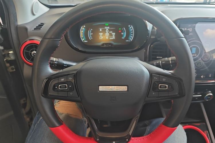 Used Chery QQ Little Ant 2022 Sweet Pink Edition Half-Sugar Version 3-Cell Lithium 30kW 301km Steering Wheel