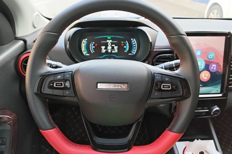 Used Chery QQ Little Ant 2022 Revised Version Sweet Pink Edition Half-Sugar Version Lithium Iron Phosphate 30.7 kWh 30 kW 301 km Steering Wheel