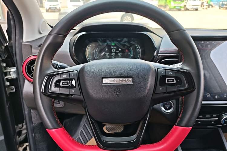 Used Chery QQ Little Ant 2022 Sweet Pink Edition Half-Sugar Version Lithium Iron Phosphate 30 kW 301 km Steering Wheel