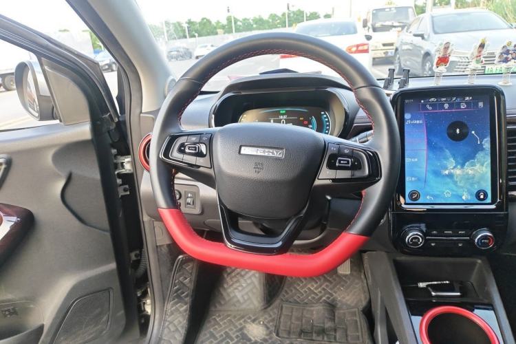 Used Chery QQ Little Ant 2022 Sweet Pink Edition Half-Sugar Version 3-Cell Lithium 30kW 301km Steering Wheel