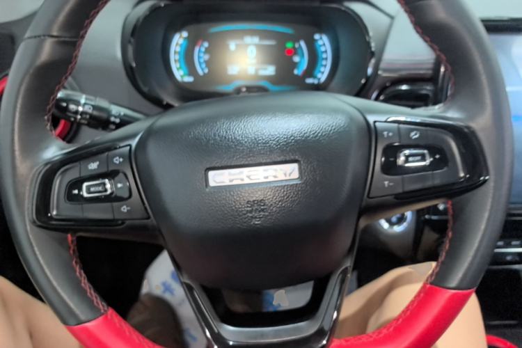 Used Chery QQ Little Ant 2022 Sweet Pink Edition Half-Sugar Version 3-Cell Lithium 30kW 301km Steering Wheel