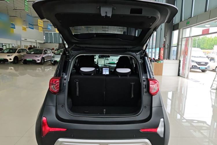 Used Chery QQ Little Ant 2022 Sweet Pink Edition Half-Sugar Version Lithium Iron Phosphate 29.2 kWh 30 kW 301 km Trunk