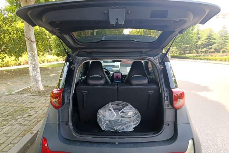 Used Chery QQ Little Ant 2022 300 000 Yuan "Ant Fan" Edition "Extra Sweet" Version Lithium Iron Phosphate 29.2 kWh 30 kW 301 km Trunk