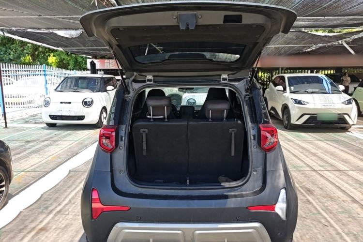 Used Chery QQ Little Ant 2022 Revised Version Sweet Pink Edition Half-Sugar Version Lithium Iron Phosphate 30.7 kWh 30 kW 301 km Trunk