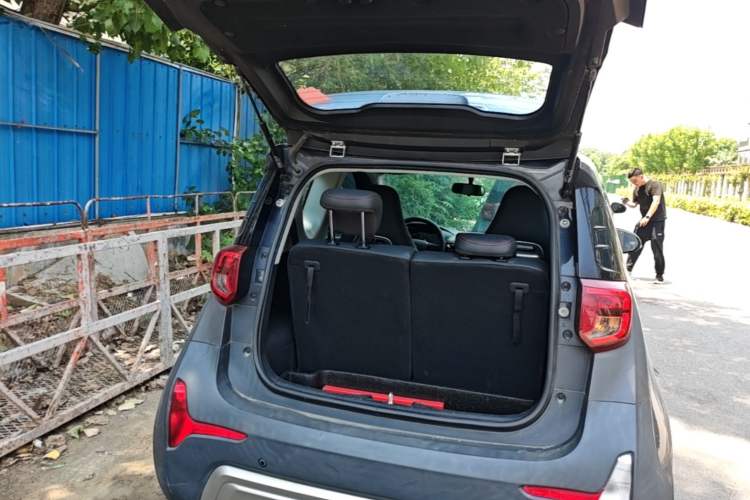 Used Chery QQ Little Ant 2022 Sweet Pink Edition Half-Sugar Version Lithium Iron Phosphate 30 kW 301 km Trunk