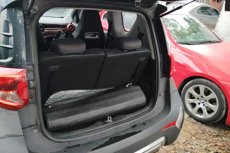 Used Chery QQ Little Ant 2022 Sweet Pink Edition Half-Sugar Version 3-Cell Lithium 30kW 301km Trunk