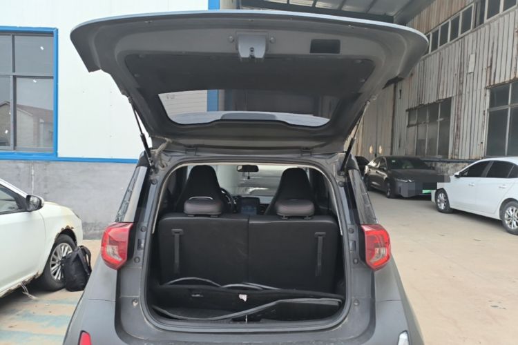 Used Chery QQ Little Ant 2022 Sweet Pink Edition Half-Sugar Version Lithium Iron Phosphate 29.2 kWh 30 kW 301 km Trunk