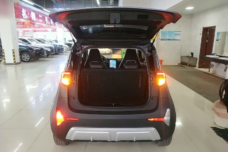 Used Chery QQ Little Ant 2022 Restyled Version Sweet Pink Edition Half-Sugar Version 28.8 kWh 30 kW 301 km Trunk