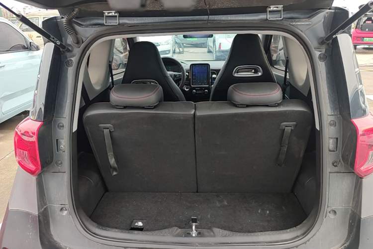 Used Chery QQ Little Ant 2022 Sweet Pink Edition Half-Sugar Version Lithium Iron Phosphate 30 kW 301 km Trunk