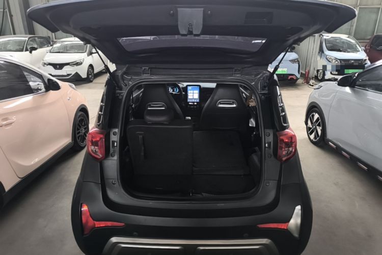 Used Chery QQ Little Ant 2022 Revised Version Sweet Pink Edition Half-Sugar Version Lithium Iron Phosphate 30.7 kWh 30 kW 301 km Trunk