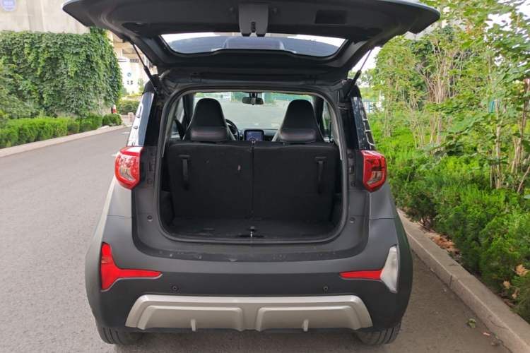 Used Chery QQ Little Ant 2022 Restyled Version Sweet Pink Edition Half-Sugar Version 28.8 kWh 30 kW 301 km Trunk