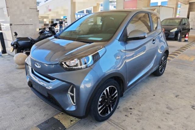 Used Chery QQ Little Ant 2022 Revised Version Sweet Pink Edition Half-Sugar Version Lithium Iron Phosphate 30.7 kWh 30 kW 301 km