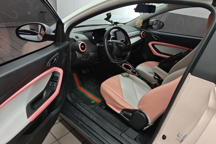Used Chery QQ Little Ant 2022 Revised Version Sweet Pink Edition Half-Sugar Version Lithium Iron Phosphate 30.7 kWh 30 kW 301 km Driver Seat