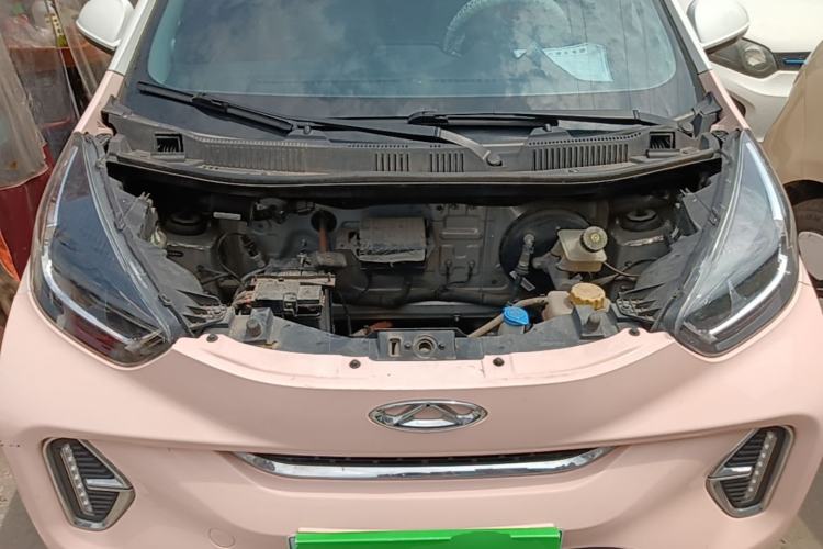 Used Chery QQ Little Ant 2022 Restyled Version Sweet Pink Edition Half-Sugar Version 30.6 kWh 30 kW 301 km Engine Bay