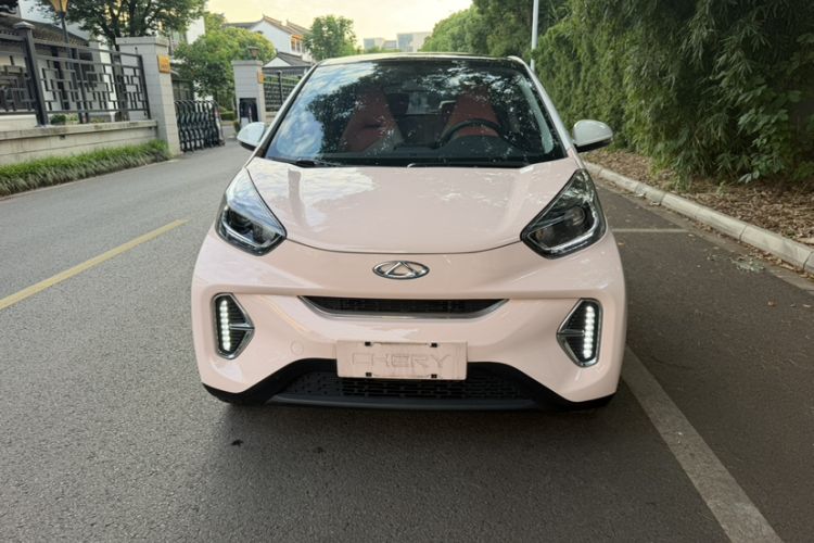 Used Chery QQ Little Ant 2022 Revised Version Sweet Pink Edition Half-Sugar Version Lithium Iron Phosphate 30.7 kWh 30 kW 301 km Exterior 2