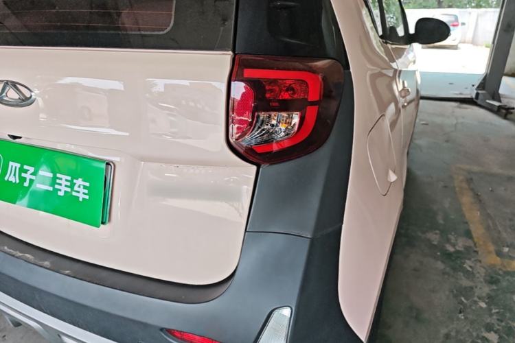 Used Chery QQ Little Ant 2022 Sweet Pink Edition Half-Sugar Version Lithium Iron Phosphate 30 kW 301 km Exterior 3