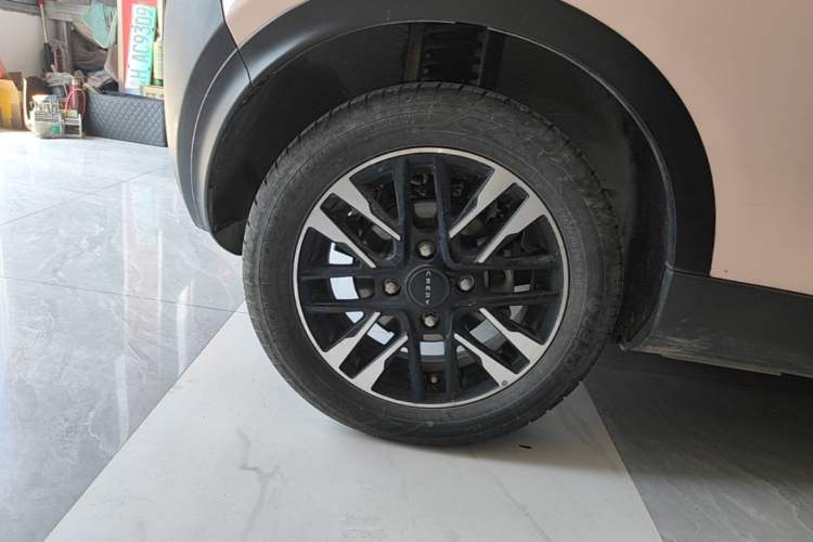 Used Chery QQ Little Ant 2022 Sweet Pink Edition Half-Sugar Version Lithium Iron Phosphate 29.2 kWh 30 kW 301 km Exterior 5