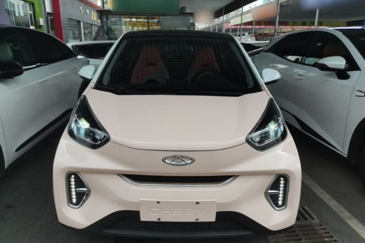 Used Chery QQ Little Ant 2022 Restyled Version Sweet Pink Edition Half-Sugar Version 30.6 kWh 30 kW 301 km Front
