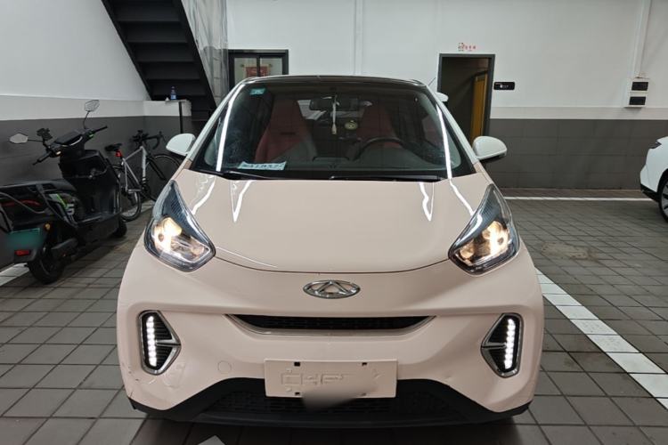 Used Chery QQ Little Ant 2022 Revised Version Sweet Pink Edition Half-Sugar Version Lithium Iron Phosphate 30.7 kWh 30 kW 301 km Front