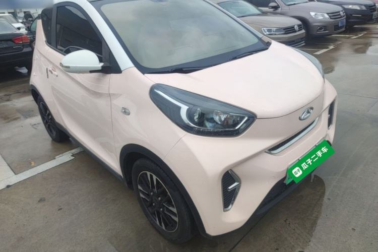 Used Chery QQ Little Ant 2022 Restyled Version Sweet Pink Edition Low-Sugar Version Lithium Iron Phosphate Battery 30.7 kWh 30 kW 301 km Front Right 45 Deg