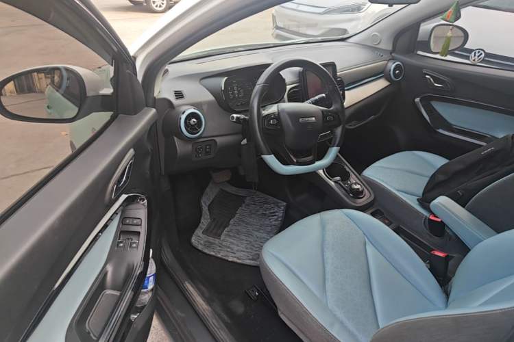 Used Chery QQ Little Ant 2022 Sweet Pink Edition Half-Sugar Version Lithium Iron Phosphate 30 kW 301 km Driver Seat