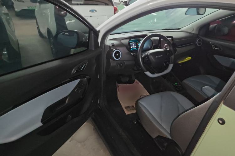 Used Chery QQ Little Ant 2022 Revised Version Sweet Pink Edition Half-Sugar Version Lithium Iron Phosphate 30.7 kWh 30 kW 301 km Driver Seat
