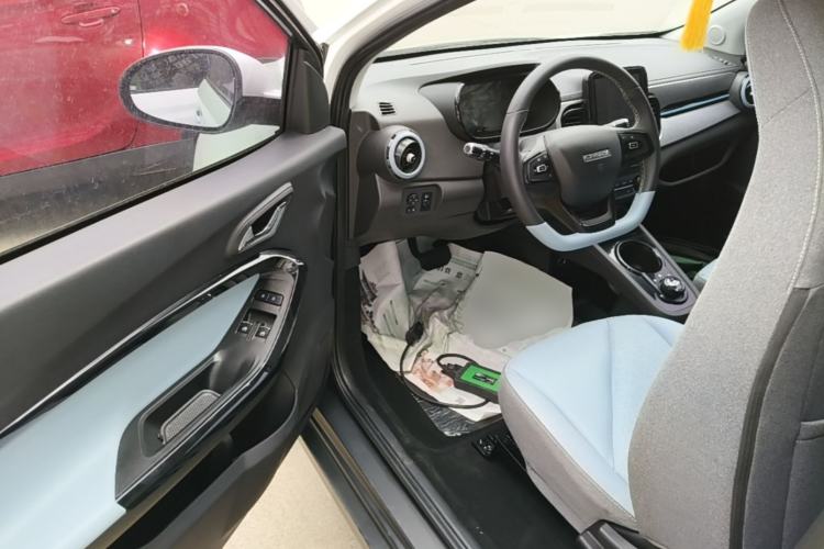 Used Chery QQ Little Ant 2022 Sweet Pink Edition Half-Sugar Version Lithium Iron Phosphate 30 kW 301 km Driver Seat