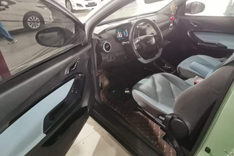 Used Chery QQ Little Ant 2022 Sweet Pink Edition Half-Sugar Version Lithium Iron Phosphate 30 kW 301 km Driver Seat