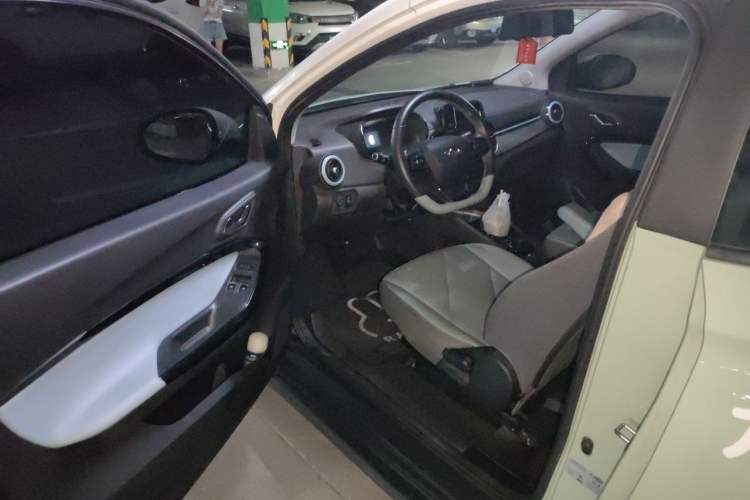 Used Chery QQ Little Ant 2022 Sweet Pink Edition Half-Sugar Version Lithium Iron Phosphate 29.2 kWh 30 kW 301 km Driver Seat
