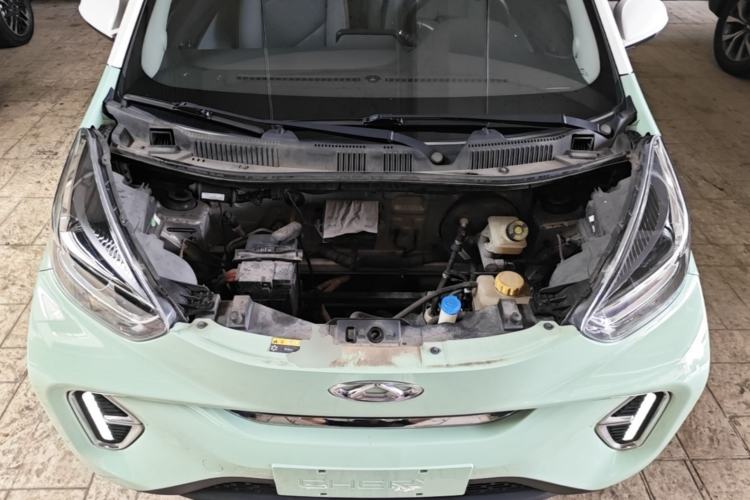 Used Chery QQ Little Ant 2022 Sweet Pink Edition Half-Sugar Version Lithium Iron Phosphate 30 kW 301 km Engine Bay