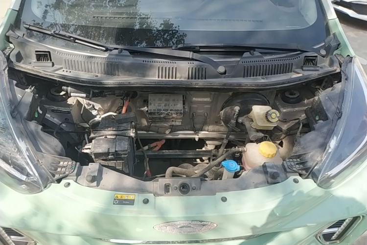 Used Chery QQ Little Ant 2022 Sweet Pink Edition Half-Sugar Version Lithium Iron Phosphate 30 kW 301 km Engine Bay