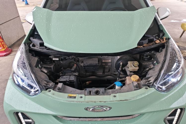 Used Chery QQ Little Ant 2022 Sweet Pink Edition Half-Sugar Version Lithium Iron Phosphate 29.2 kWh 30 kW 301 km Engine Bay