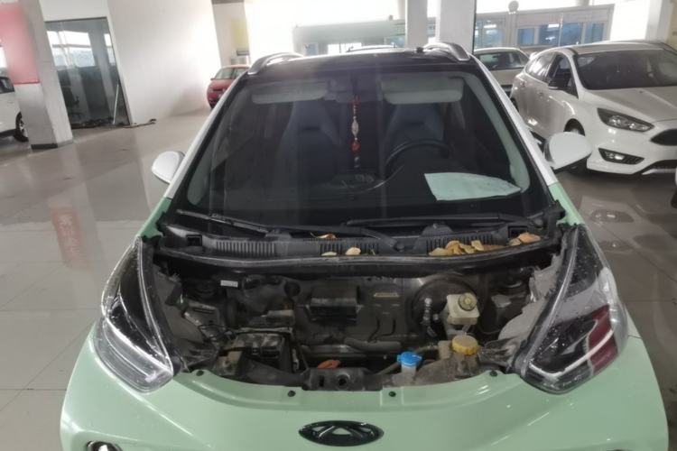 Used Chery QQ Little Ant 2022 Sweet Pink Edition Half-Sugar Version Lithium Iron Phosphate 30 kW 301 km Engine Bay