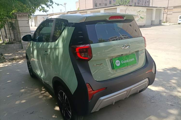 Used Chery QQ Little Ant 2022 Restyled Version Sweet Pink Edition Half-Sugar Version 30.6 kWh 30 kW 301 km Exterior 2