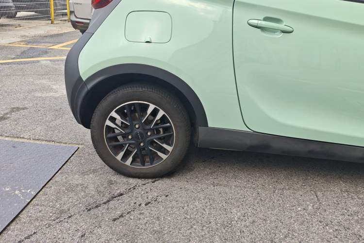 Used Chery QQ Little Ant 2022 Revised Version Sweet Pink Edition Half-Sugar Version Lithium Iron Phosphate 30.7 kWh 30 kW 301 km Exterior 7