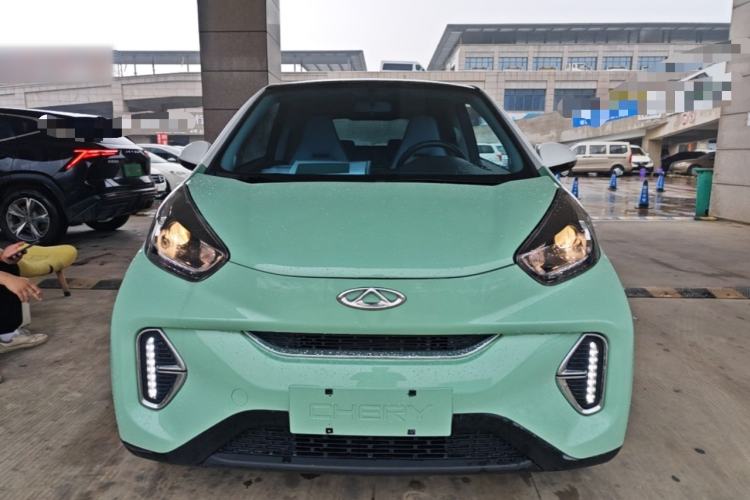 Used Chery QQ Little Ant 2022 Sweet Pink Edition Half-Sugar Version Lithium Iron Phosphate 29.2 kWh 30 kW 301 km Front