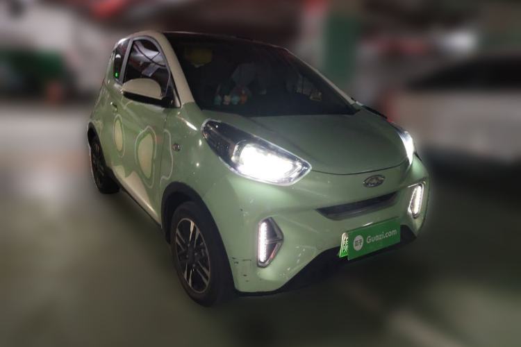 Used Chery QQ Little Ant 2022 Sweet Pink Edition Half-Sugar Version Lithium Iron Phosphate 29.2 kWh 30 kW 301 km Front Right 45 Deg