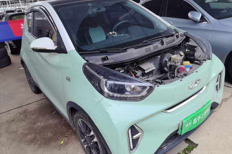Used Chery QQ Little Ant 2022 Sweet Pink Edition Half-Sugar Version Lithium Iron Phosphate 30 kW 301 km Front Right 45 Deg
