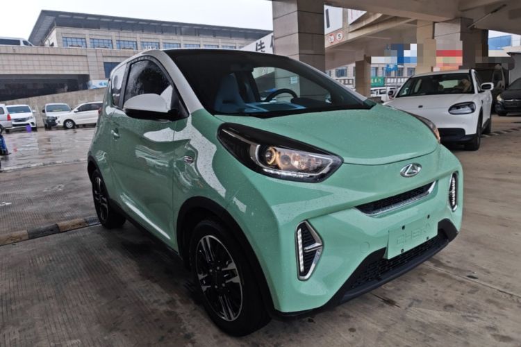 Used Chery QQ Little Ant 2022 Sweet Pink Edition Half-Sugar Version Lithium Iron Phosphate 29.2 kWh 30 kW 301 km Front Right 45 Deg